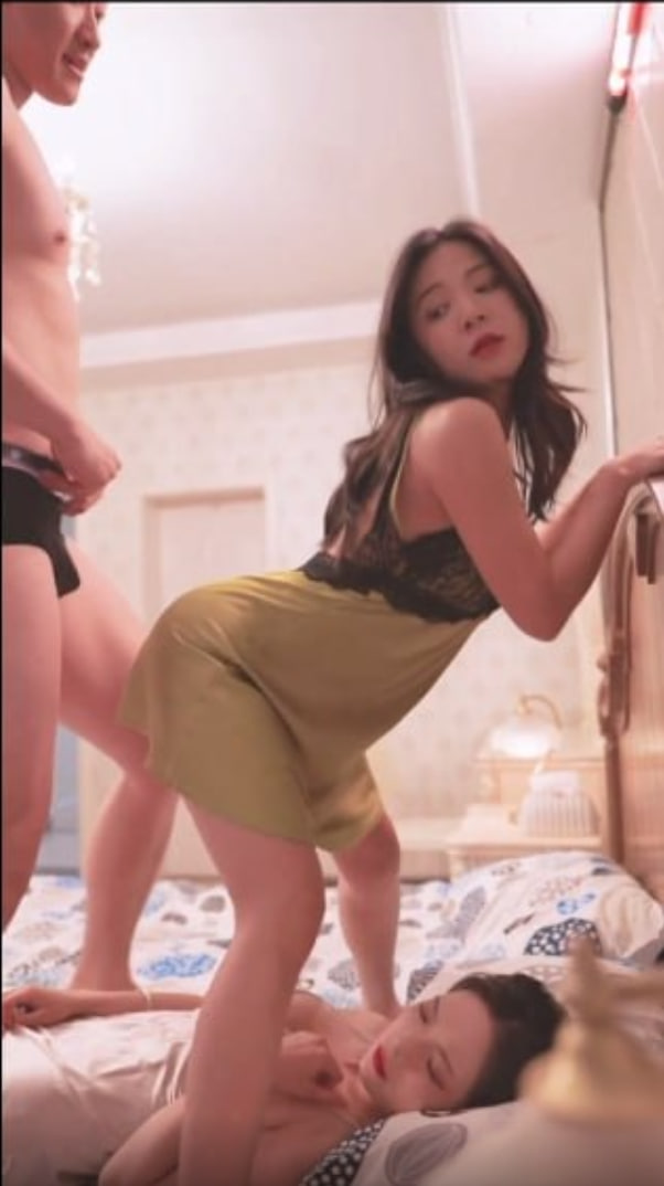 三人同行（閨蜜變形記）(全集)